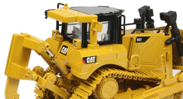 Caterpillar D8T