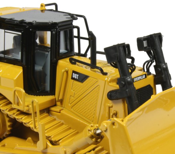 Caterpillar D8T