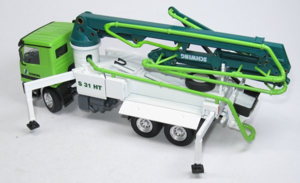 Schwing S31-HT concrete pump