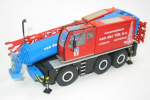 Liebherr LTC1055-3.1 in Van Der Tol Livery