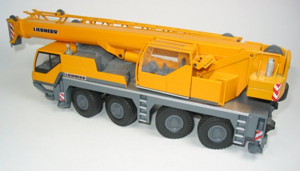 Liebherr LTM1060-2