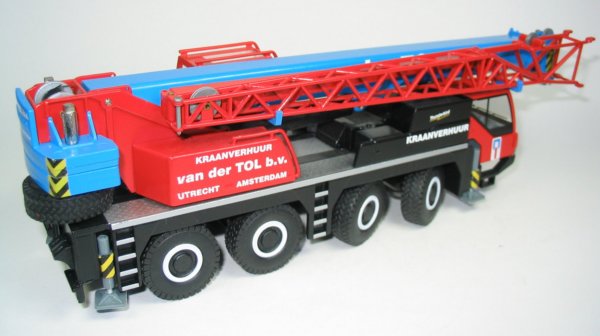 Liebherr LTM1060-2 - Van Der Tol