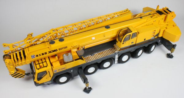 XCMG QAY200 Mobile Crane