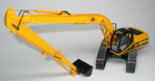 JCB JS220LR tracked excavator