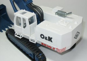 O&K RH30F tracked excavator