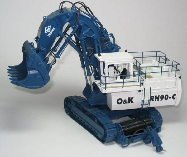 O&K RH90C Face Shovel
