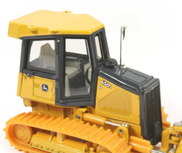 Deere 650J Dozer