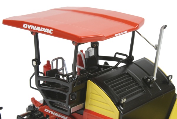 Dynapac SD2500WS wheeled paver