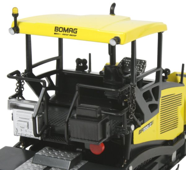Bomag BF800C Tracked Paver