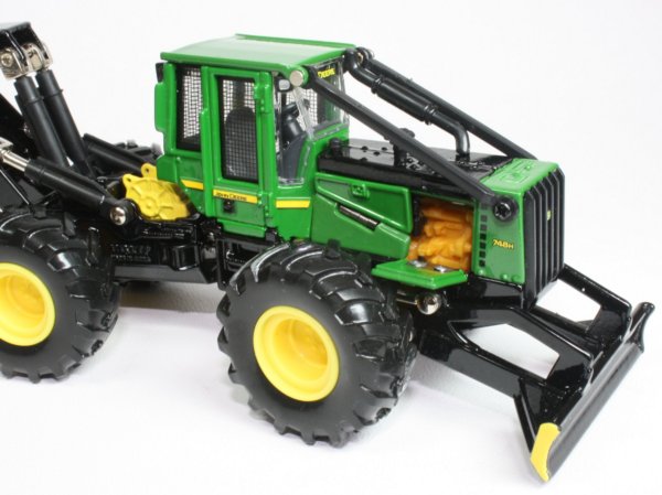 John Deere 748H Grapple Skidder