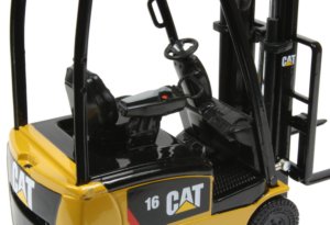 Caterpillar EP16(C)PNT Lift Truck
