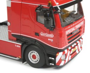 Iveco Stralis with Nooteboom OSDS-58-04V