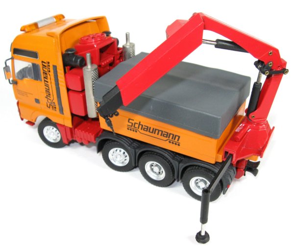 MAN TGA 8x4 Tractor with Palfinger Crane