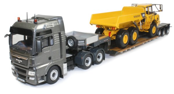 MAN TGX with Nooteboom 3-axle Pendel-X Trailer