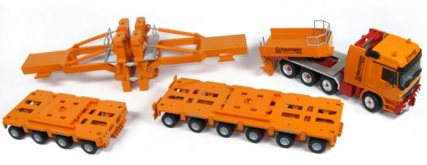 Schaumann 8x4 with Goldhofer Tube Transporter