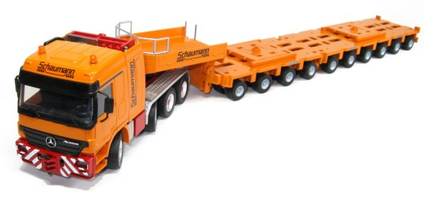 Schaumann 8x4 with Goldhofer Tube Transporter