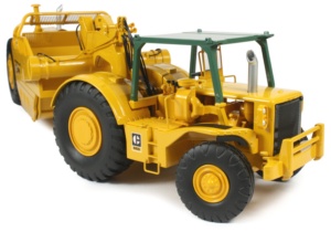 Caterpillar 666 Scraper