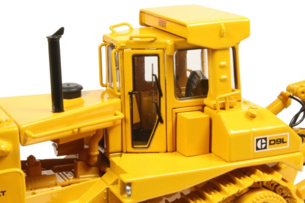 Caterpillar D9L Bulldozer