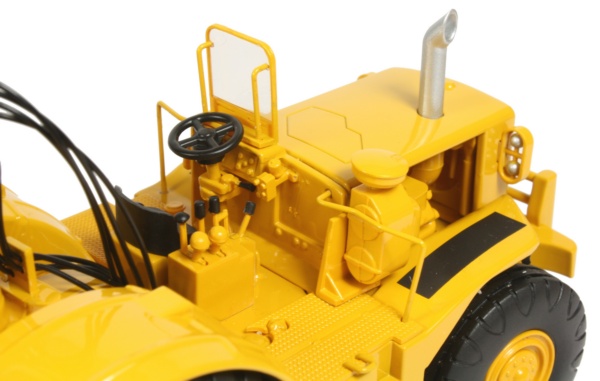 Caterpillar 666