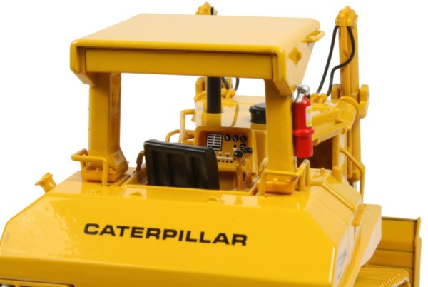 Caterpillar D9L with Push Blade
