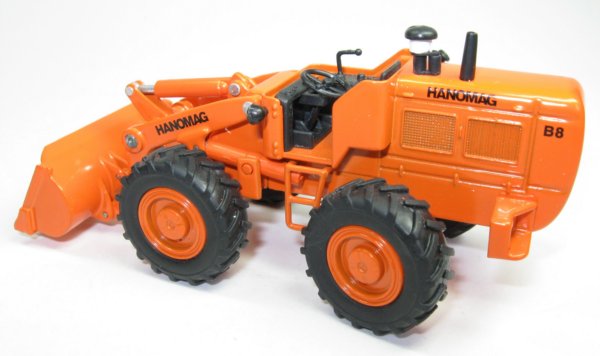 Hanomag B8 Wheel Loader