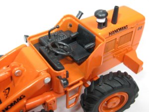 Hanomag B8 Wheel Loader