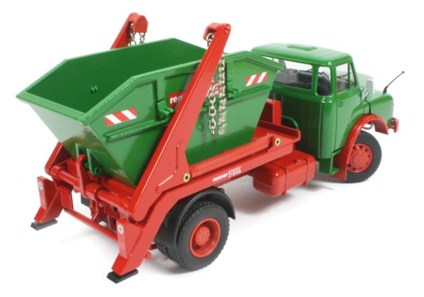 MAN HAK 15.200 Skip Truck