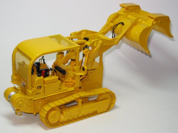 International Harvester 175C tracked loader
