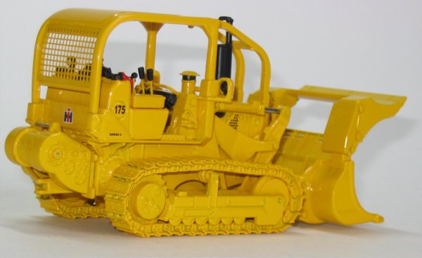 International 175C with demolition bucket