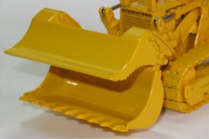 International 175C with demolition bucket