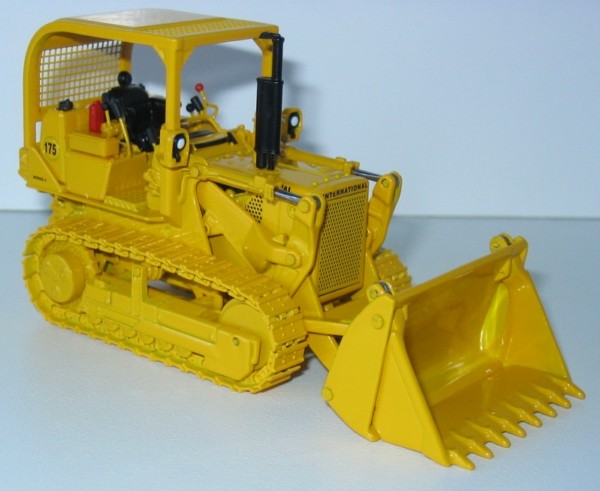 International Harvester 175C Tracked Loader