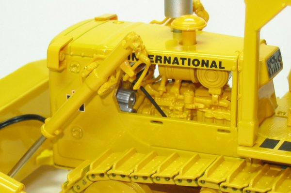 International TD25