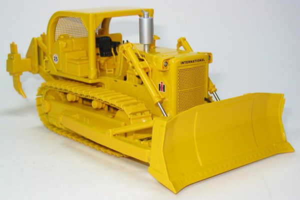 International TD25