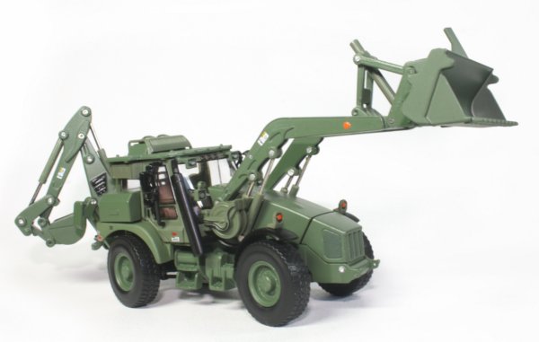 JCB HMEE (High Mobility Engineer Excavator)