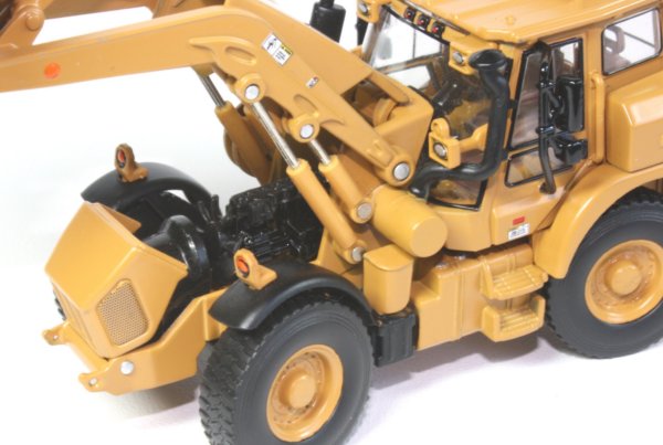 JCB HMEE (High Mobility Engineer Excavator)