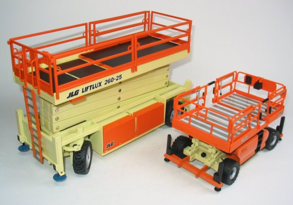 JLG 3394 & 260-25 Scissor Lifts