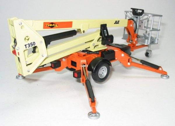 JLG T350 Towed Boom Lift