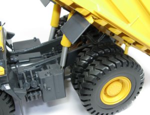 Komatsu HD605 Quarry Truck