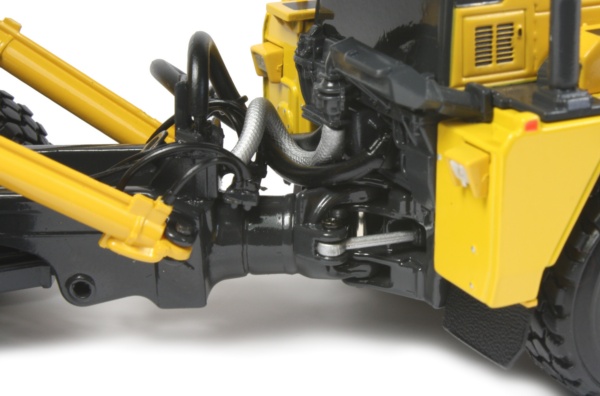 Komatsu HM250 Articulated Hauler