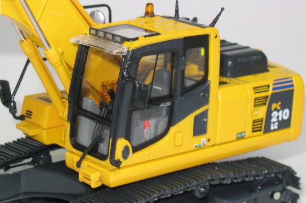 Komatsu PC210LC Tracked Excavator