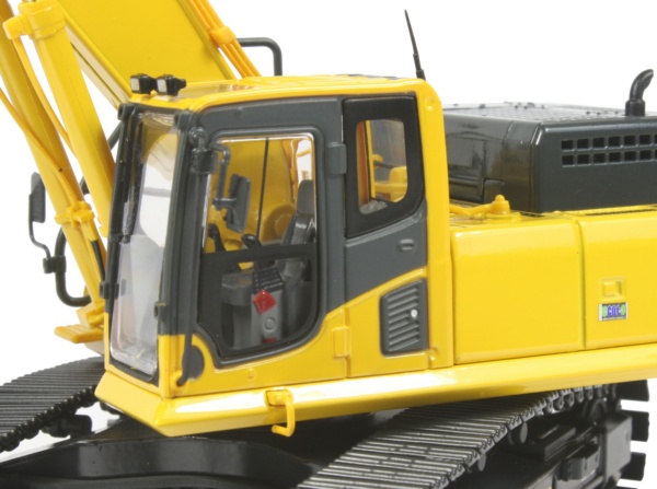 Komatsu PC450LC-8 Tracked Excavator