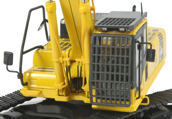 Komatsu PC450LC-8 Tracked Excavator
