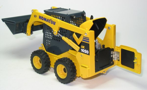 Komatsu SK1020 Skid Steer Loader