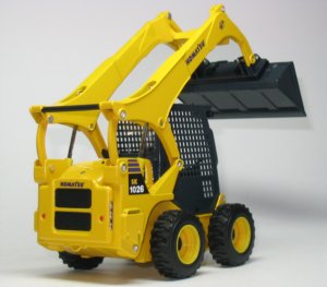 Komatsu SK1026 Skid Steer Loader