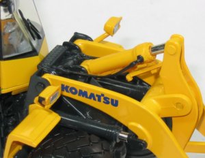 Komatsu WA500 Wheel Loader