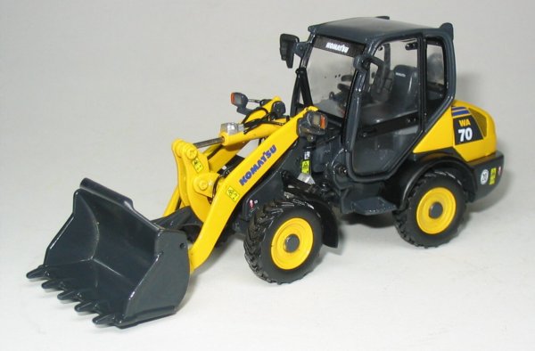 Komatsu WA70 Wheel Loader