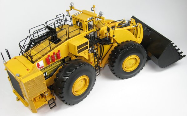 Letourneau L1850 with 55 cubic yard bucket