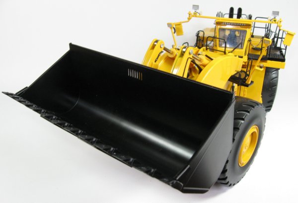Letourneau L1850 with 55 cubic yard bucket