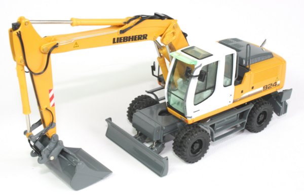 Liebherr A924C Wheeled Excavator