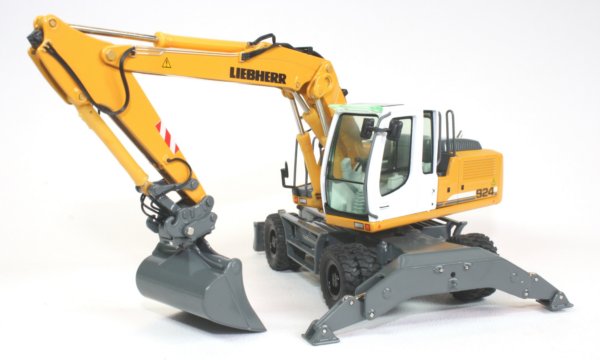 Liebherr A924C Wheeled Excavator